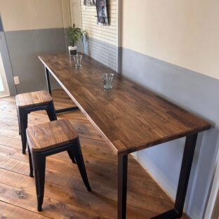 アカシアのカウンターテーブル ロ型アイアン脚 - 1800×500×715mm - 板厚30mm